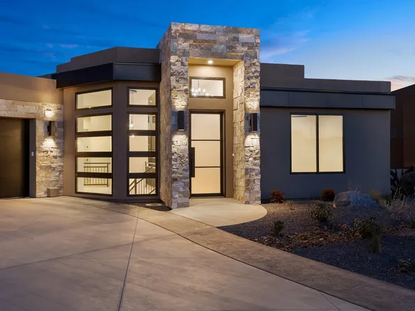 3257 S Drifting Dunes Ln, Hurricane, UT 84737