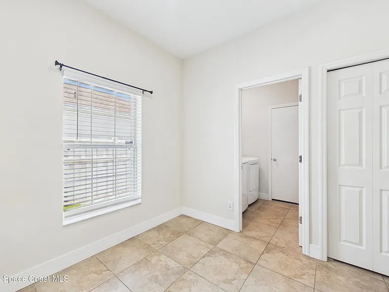 6106 Indigo Crossing Dr — Photo 19