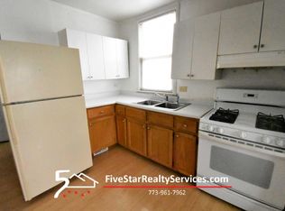 3900 W Diversey Ave APT 1F, Chicago, IL 60647