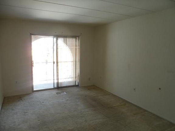 5th image of 2635 Wagon Dr #329