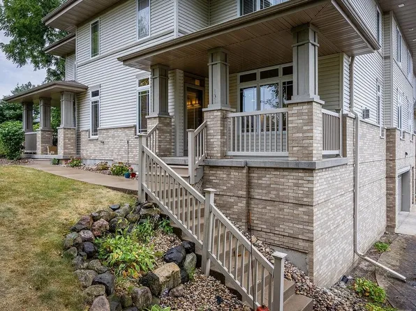 131 Carriage Way, Deforest, WI 53532