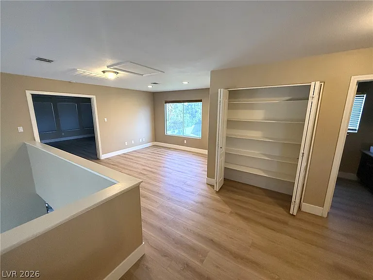 136 Serenade Ct — Photo 18
