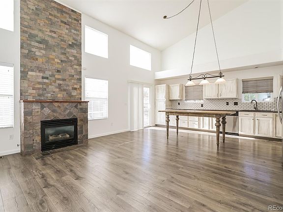 3rd image of 2604 S Dunkirk Court