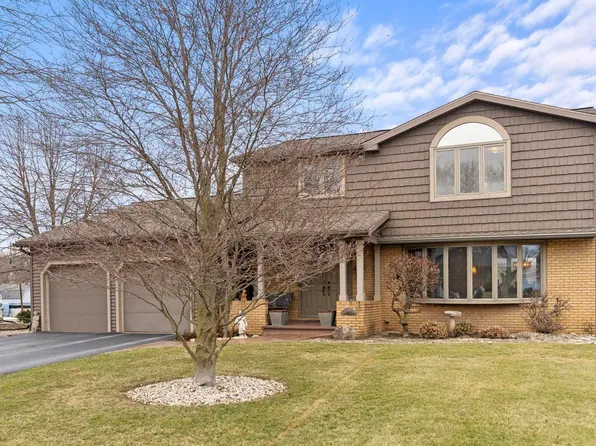 1213 Ridgewood Ln, Bluffton, IN 46714