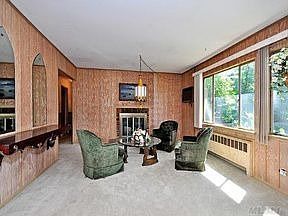 4th image of 7 Wyoming Dr