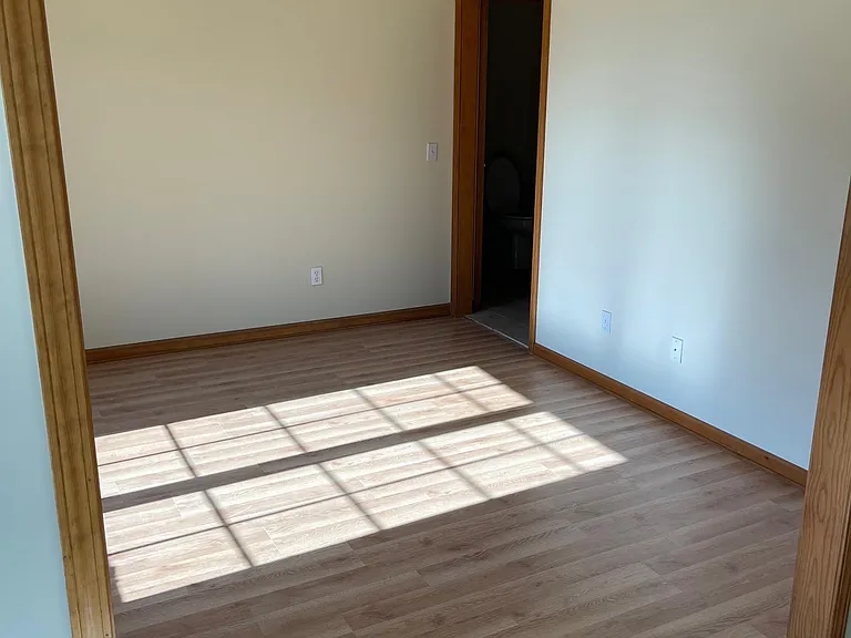 3127 Shallowbrook Dr — Photo 3