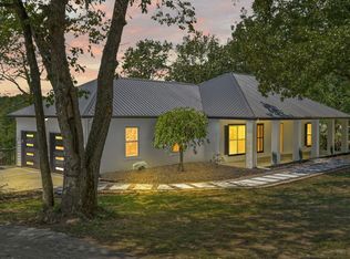 246 Country Hills Dr, Branson, MO 65616