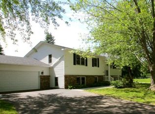 2646 Belmont Ln E, North Saint Paul, MN 55109