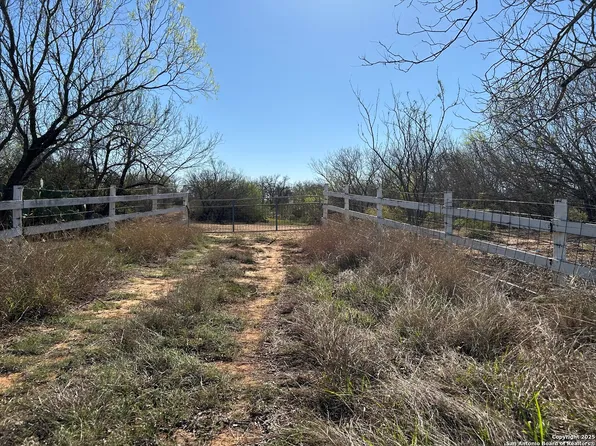 4790 Blackhill LOT 2, Floresville, TX 78114