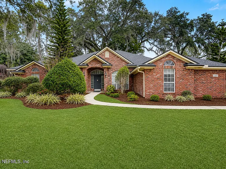 2569 Scott Mill Dr S — Photo 2