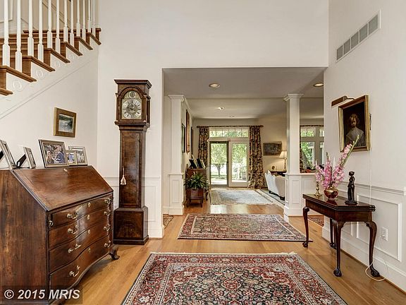 3rd image of 6904 Pentridge Ln