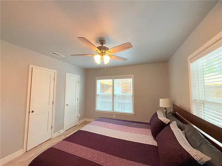 455 Louisiana Ave — Photo 16
