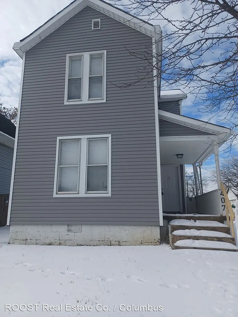 407 Catherine St photo 1