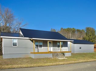 2082 Buckeye Hills Rd, Thurman, OH 45685