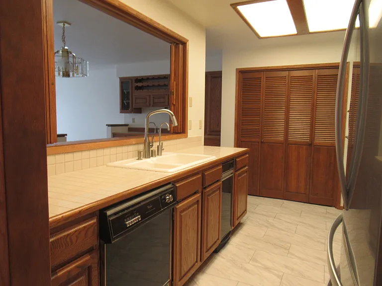 2411 Skyline Way #107 — Photo 9