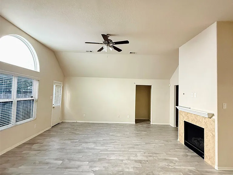 19130 Clevera Walk Ln — Photo 5