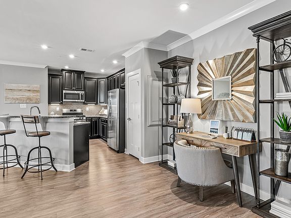 Chambord with Garage