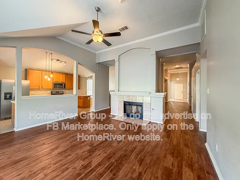 7209 Chaucer Dr — Photo 2