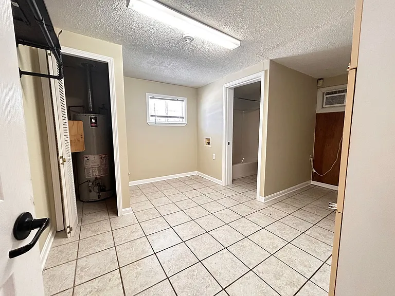 718 Camp Swamp Rd — Photo 12
