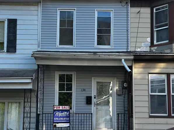 134 S White St, Shenandoah, PA 17976