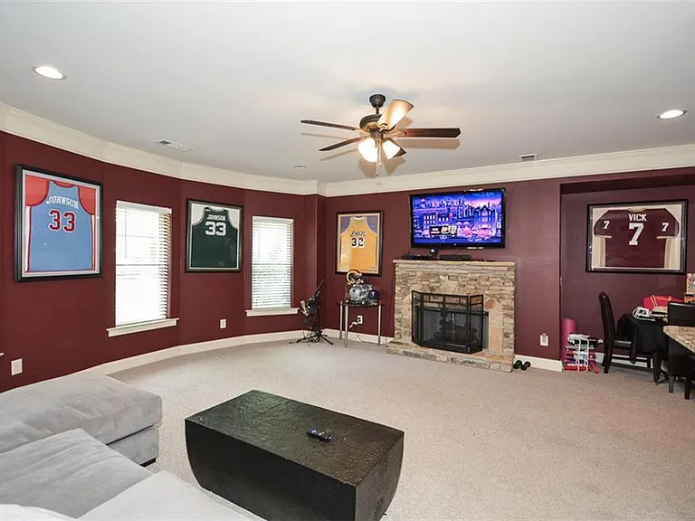2210 Spalding Dr — Photo 73