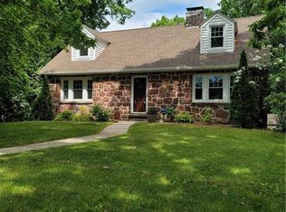 24 Lawrence Ave, Avon, CT 06001