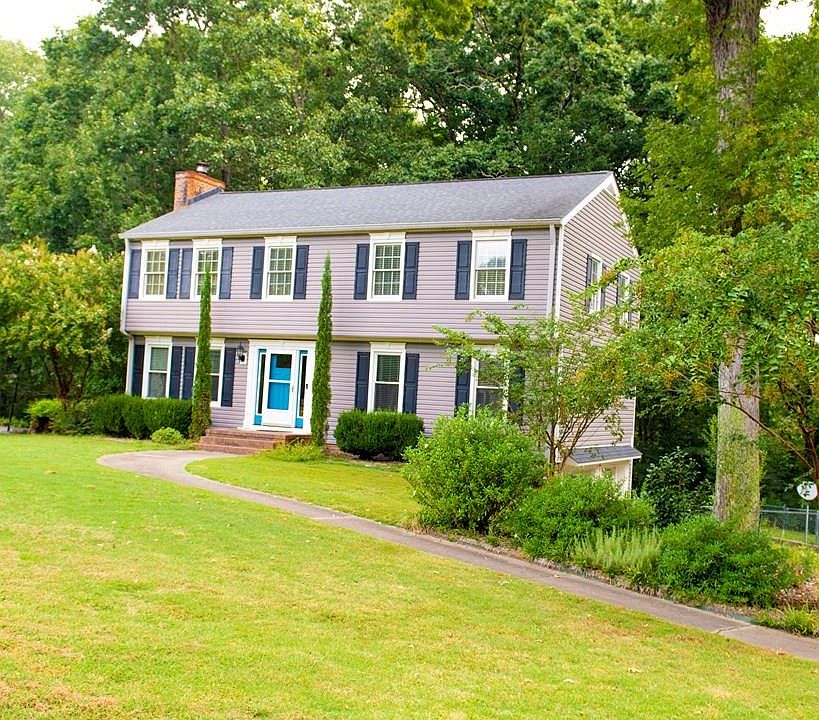 1st image of 229 Chatham Dr