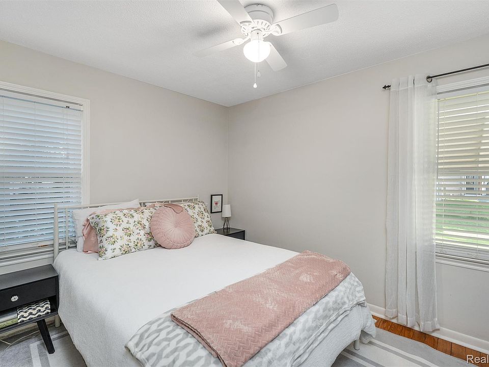 1705 West Blvd, photo 15
