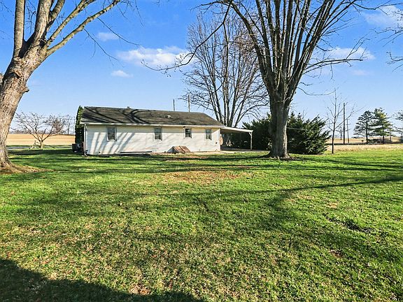 2nd image of 2224 Newville Rd