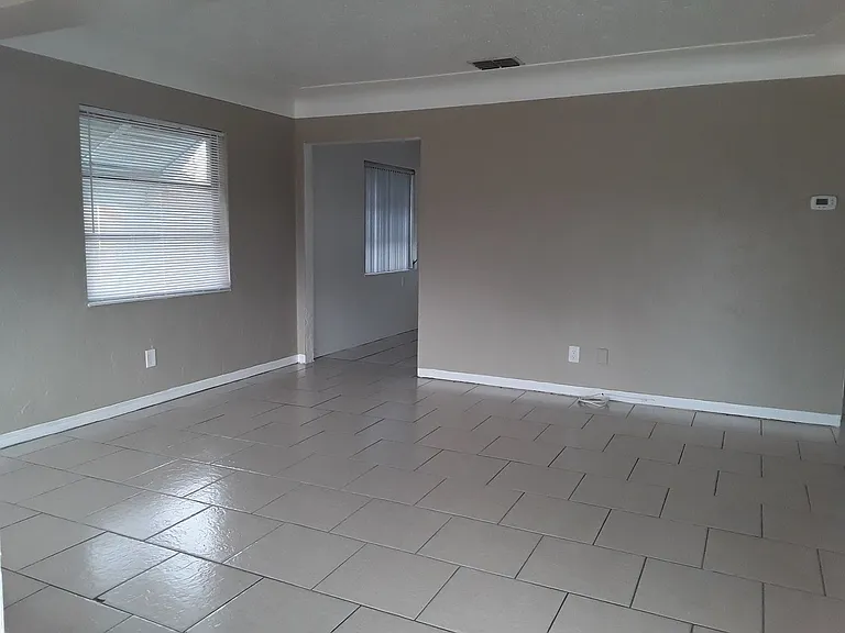 5011 6th Ave S — Photo 3