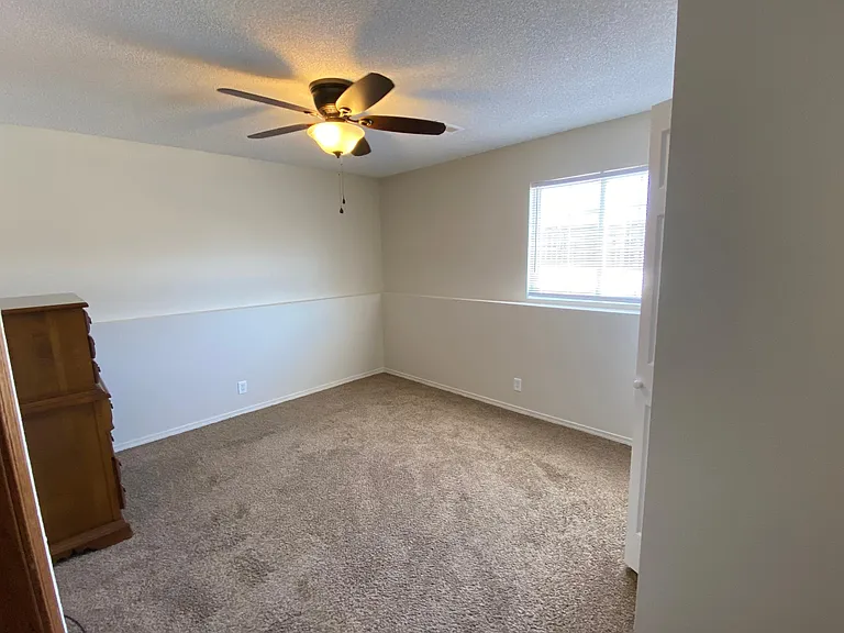 4457 S Dodge Ave — Photo 10