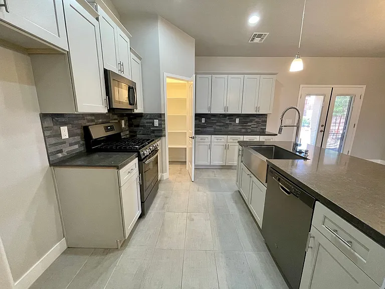3686 Richie Dr — Photo 13