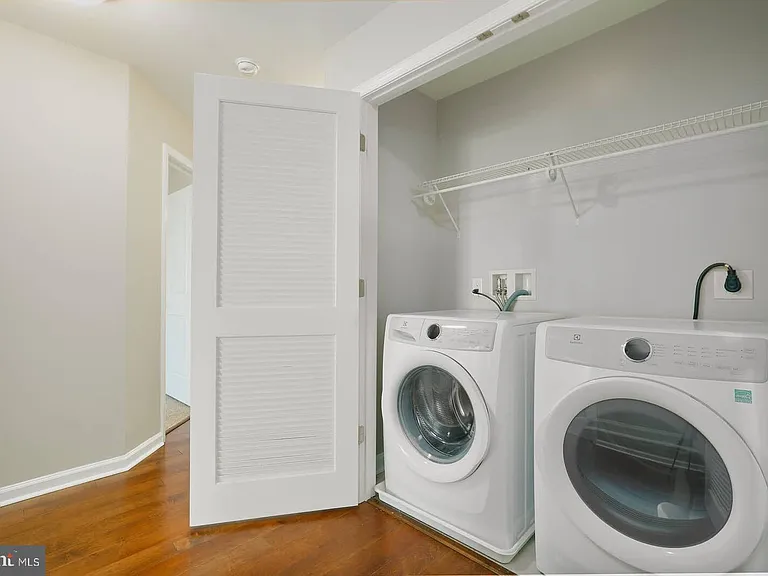 412 Woodcrest Dr SE #412B — Photo 21