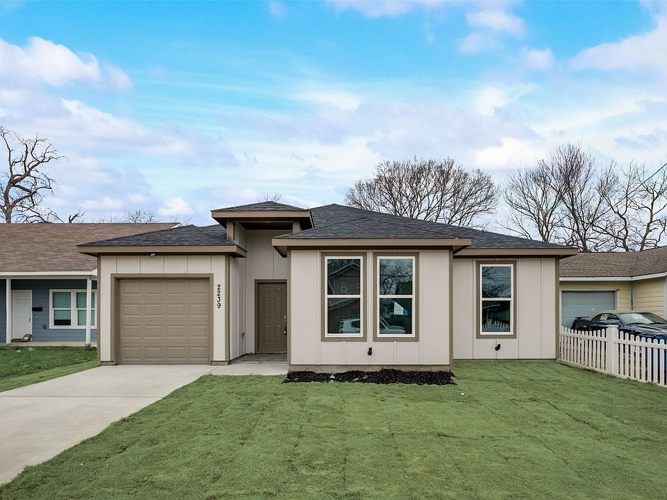 1st image of 2239 Moffatt Ave