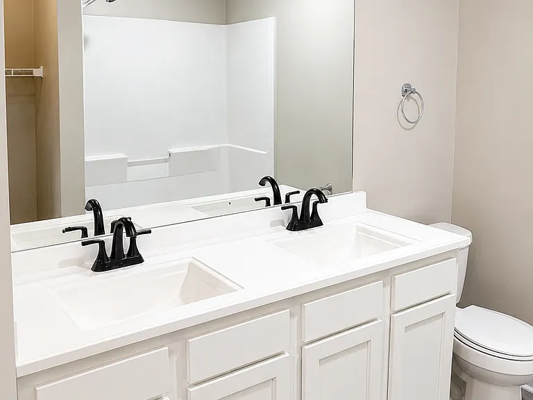 306 Spangler Dr #8 — Photo 3