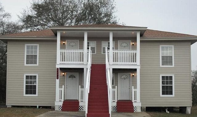 1st image of 14381 2nd Ave APT 1A
