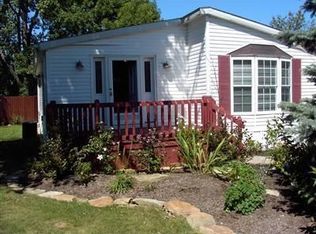 100 Coen Rd, Vermilion, OH 44089