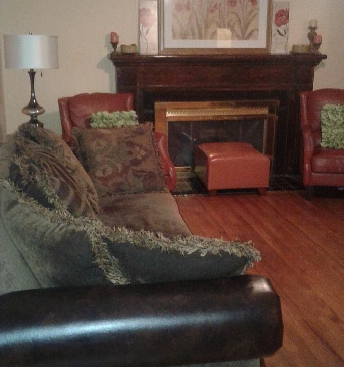 2nd image of 16153 Bell Ave