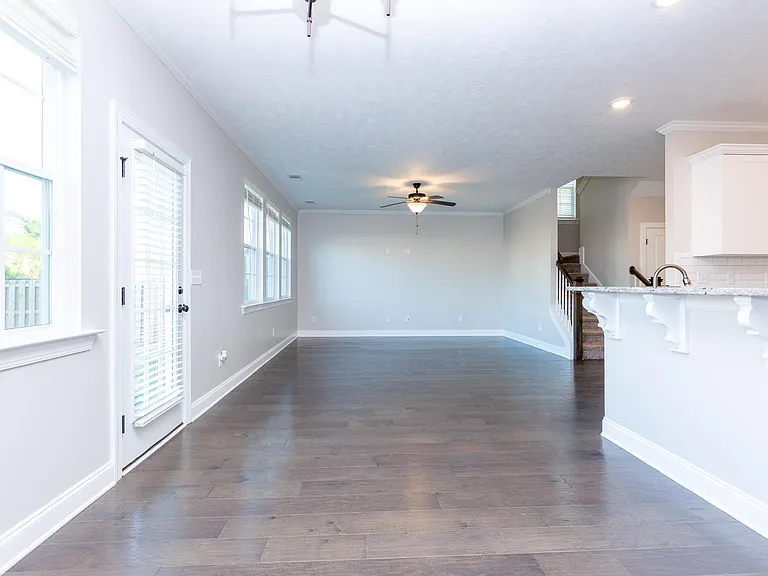 5105 Heathbrook Dr — Photo 31