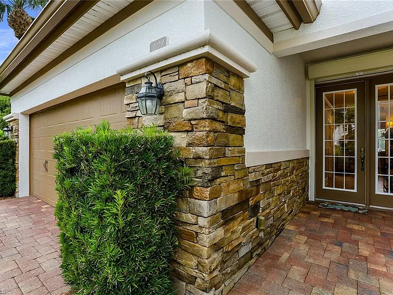8023 Players Cove Dr #6-101 — Photo 2