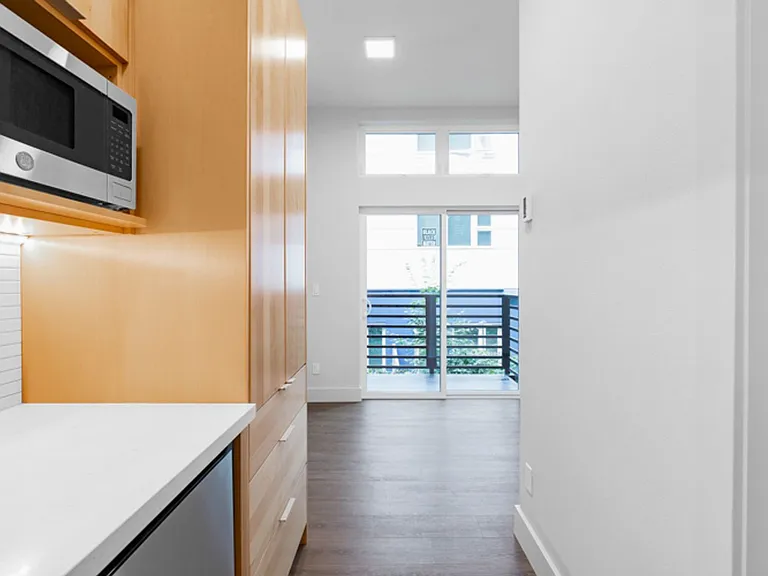 510 Broadway — Photo 11