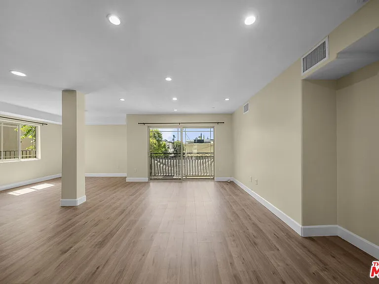 5315 Bellingham Ave #204 — Photo 3