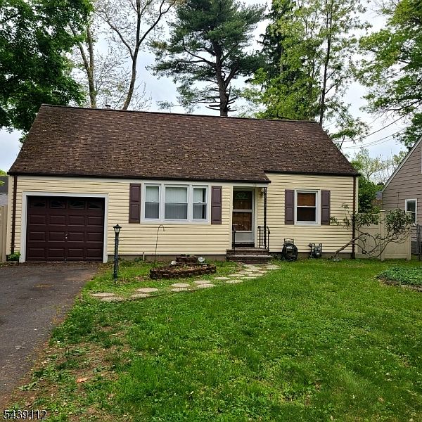 1st image of 115 Parkside Rd