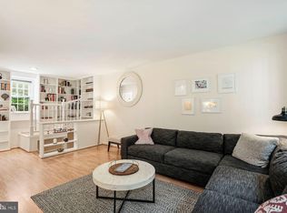 3710 39th St NW APT B170, Washington, DC