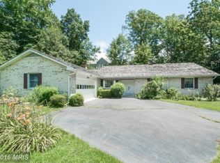 9411 Fairfax St, Alexandria, VA 22309