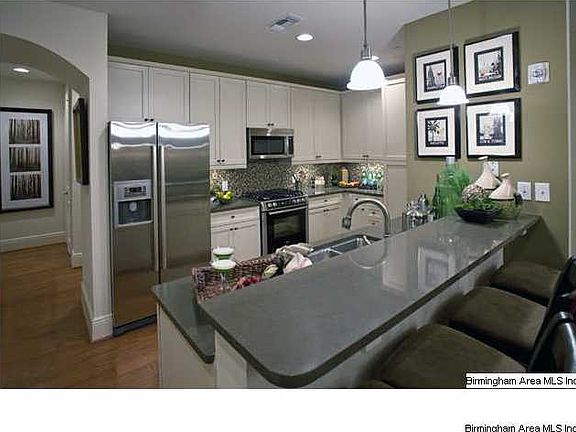 Open kitchen- Lots Storage