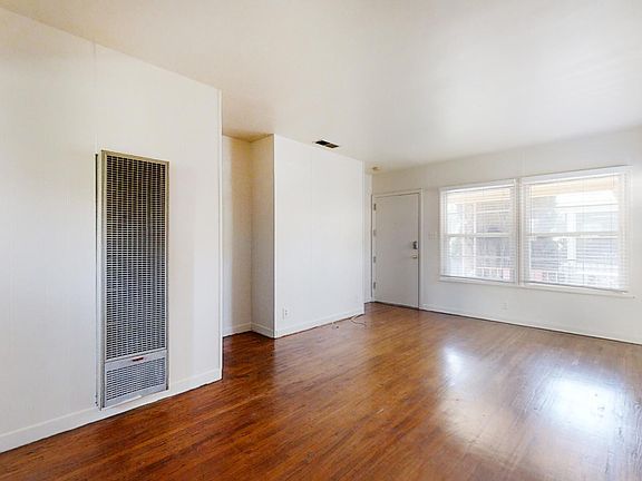 4th image of 9026 Reading Ave