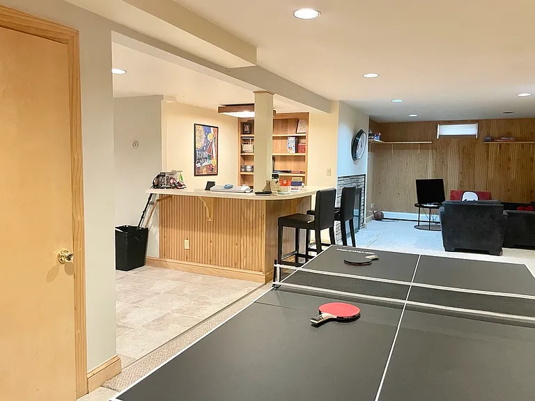 150 Gordon Rd — Photo 11