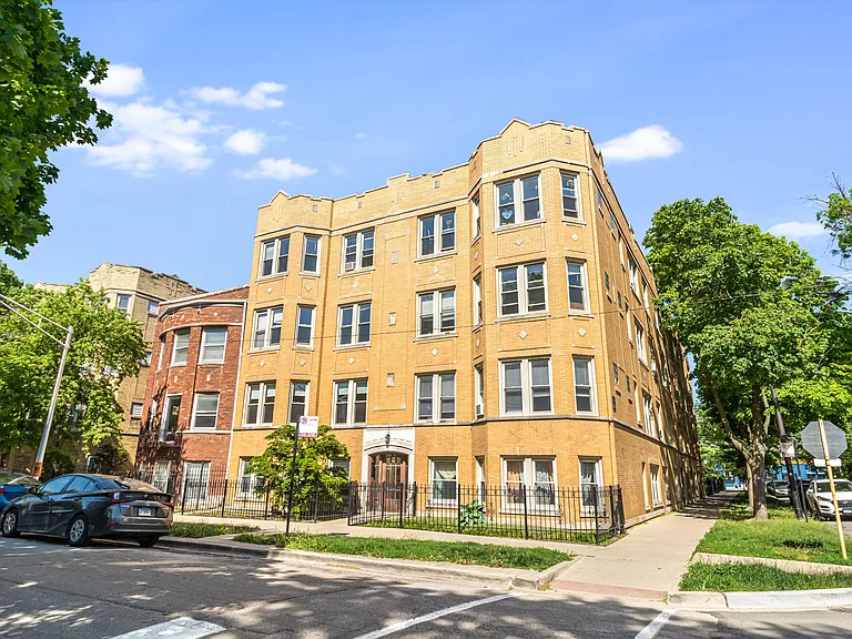 2820 W Dickens Ave #3 — Photo 13