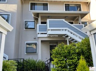 2683 Oak Rd APT 136, Walnut Creek, CA 94597